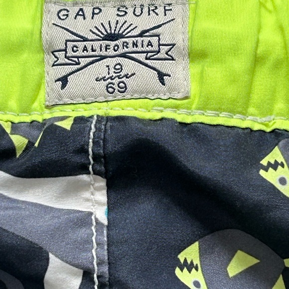 GAP Kids Boys  Neon Green and Navy Surf Shorts Sz 10 - Picture 5 of 12